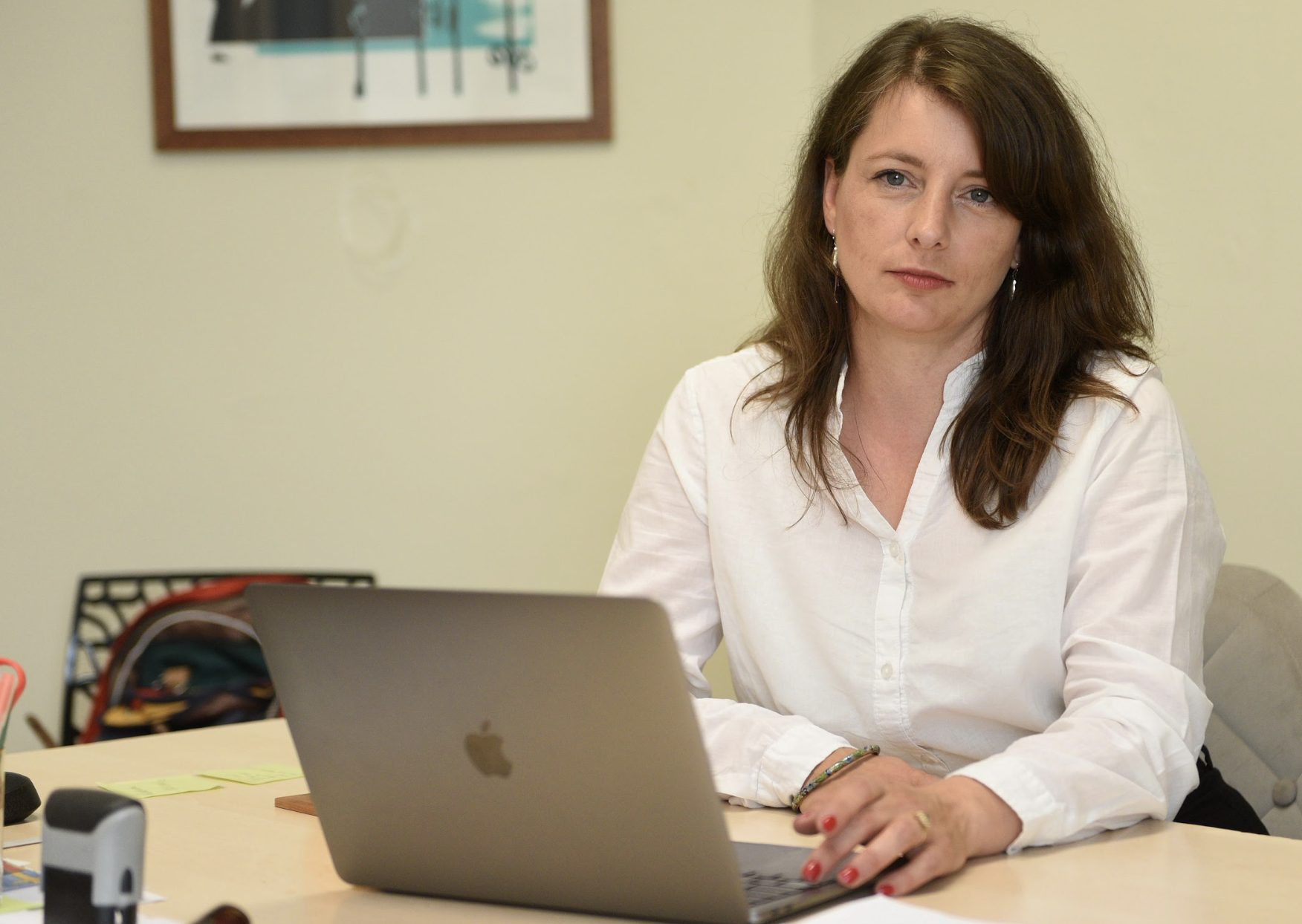 Adéla Šípová v senátorské kanceláři
